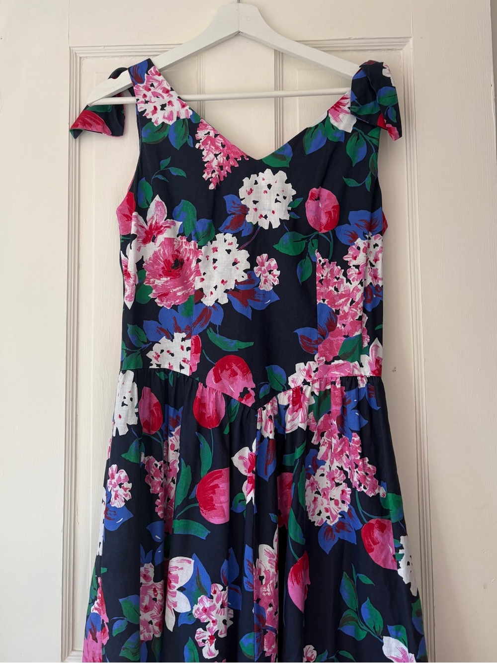 Vintage Floral Dress - Picture 5 of 10